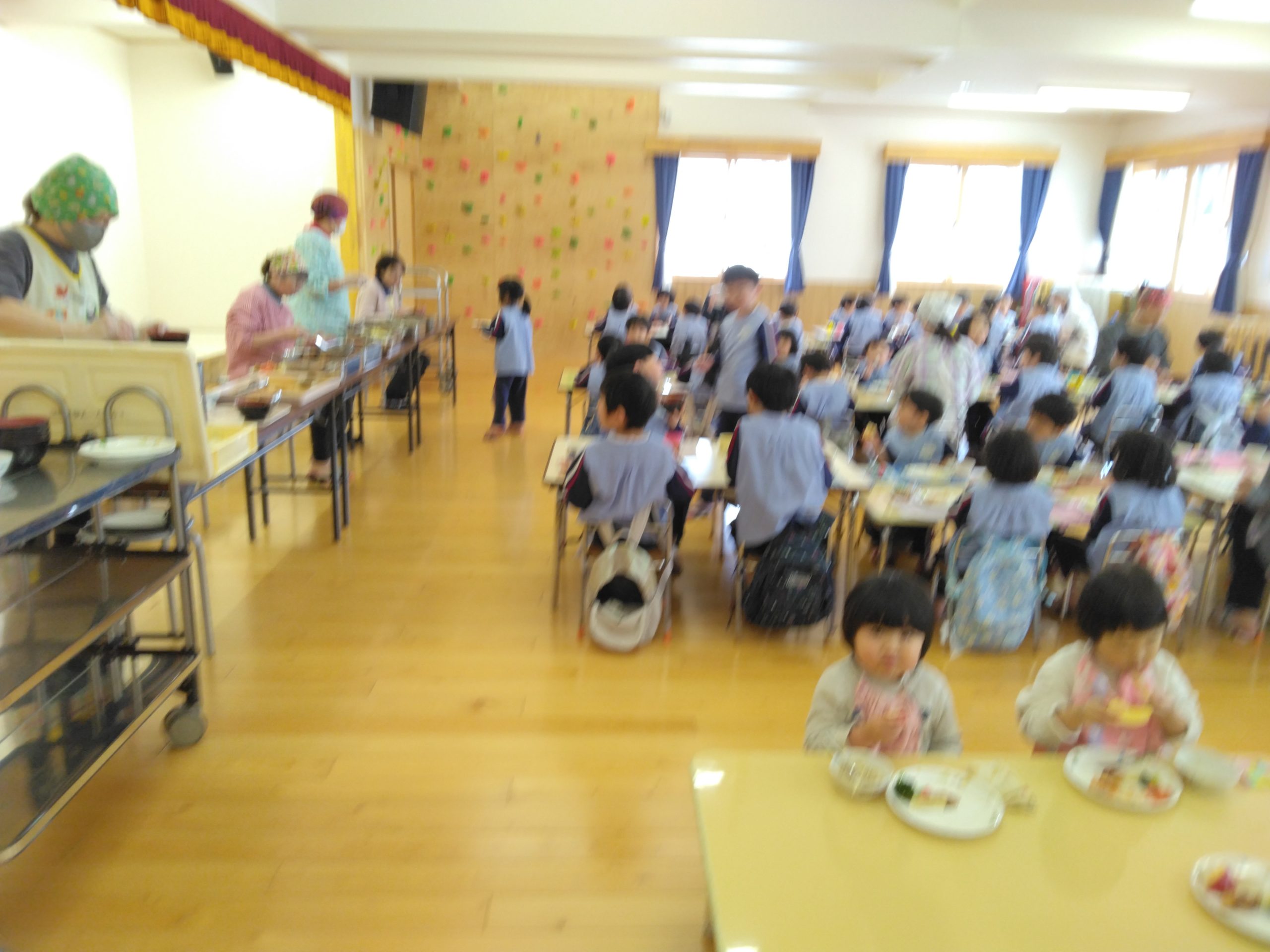 バイキング給食